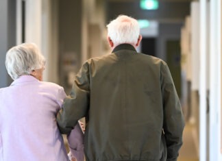 All pharmacists should consider off-site vaccinations in aged care off-site vaccinations in aged care