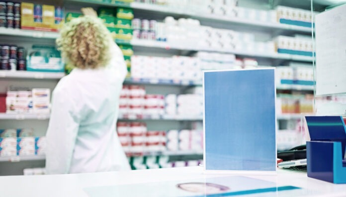 GettyImages-637982606_WEB naloxone