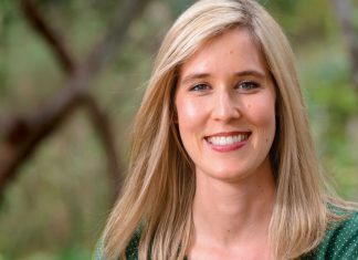 Inside oncology pharmacy pharmacist