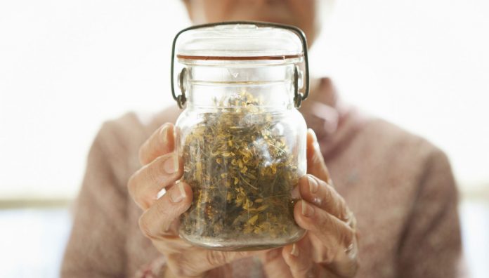 GettyImages-485209915 complementary medicine