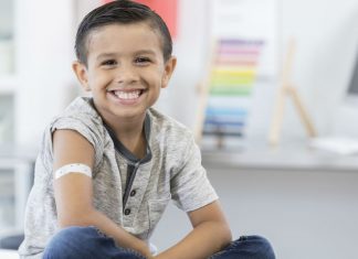 Tasmania reduces age of pharmacist vaccination vaccinations