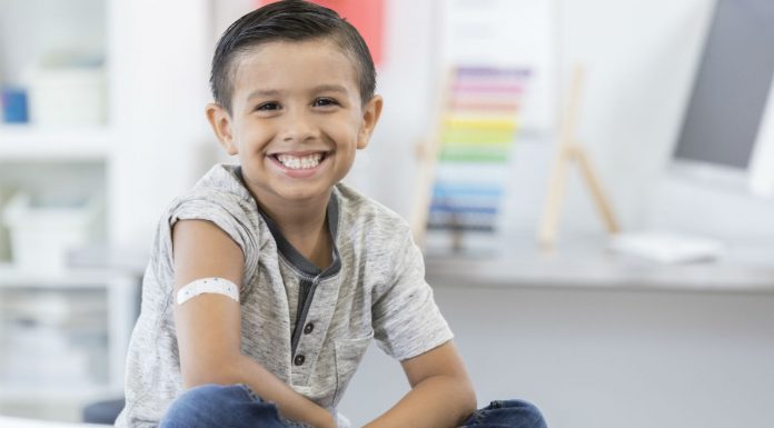 Tasmania reduces age of pharmacist vaccination vaccinations