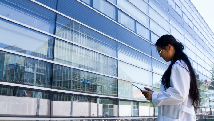 76-79_PracticeResearch published