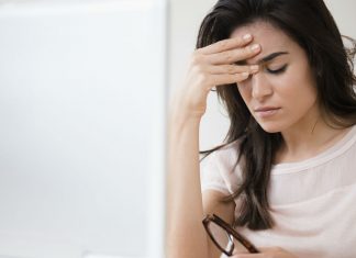 How pharmacists can treat people with migraine migraine