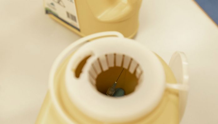 sharps clinical waste