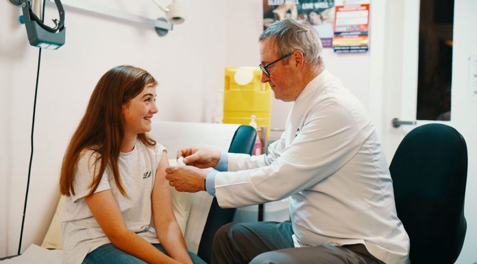 Victorian pharmacists to vaccinate children 10 and up
