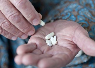 Government pledges to improve medicine safety in aged care