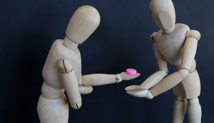 community-pharmacists-covid-19-feature