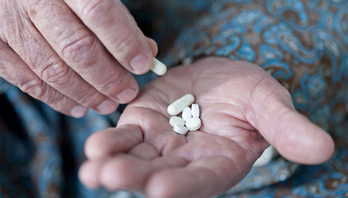 medication-management-frail-older-people-feature