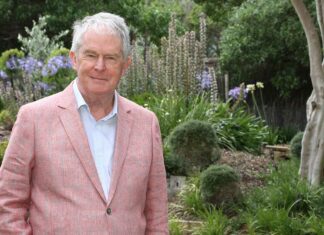 Software as a (community) service medicine safety