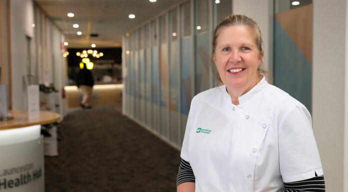 A pharmacist immuniser in the Apple Isle