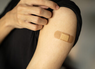 COVID-19 vaccinations: community pharmacists ready and waiting