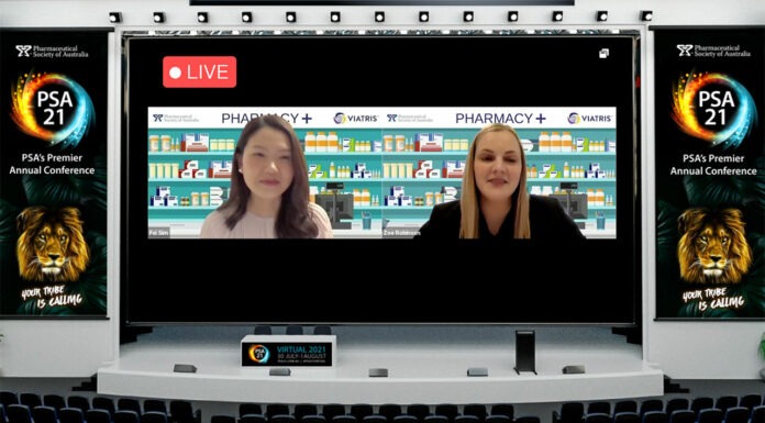 QUT student takes out 2021 Pharmacy Student of the Year 2021 Pharmacy Student of the Year winner Zoe Robinson (right) speaking with Dr Fei Sim FPS