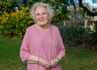 Vale Valerie Constable FPS Valerie Constable is the joint recipient of the 2021 PSA Symbion Lifetime Achievement Award