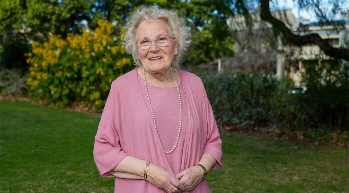 Vale Valerie Constable FPS Valerie Constable is the joint recipient of the 2021 PSA Symbion Lifetime Achievement Award