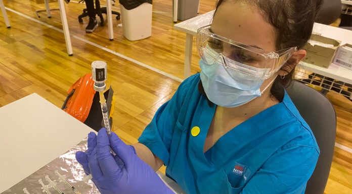 Pharmacy students do their part for vaccine rollout