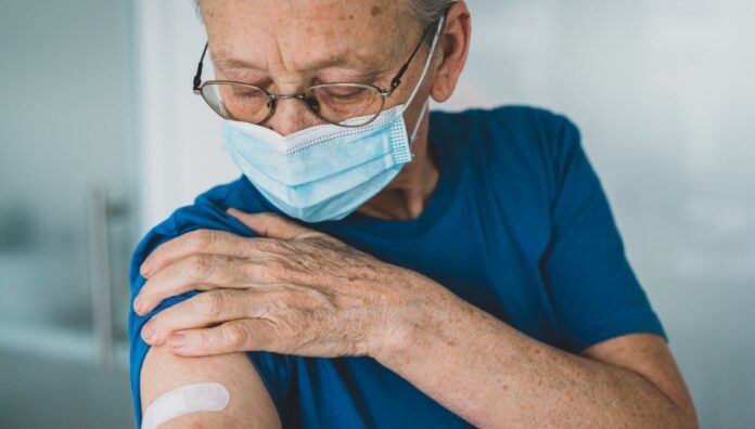 210217-vaccine-old-WEB-1536x1055 bivalent