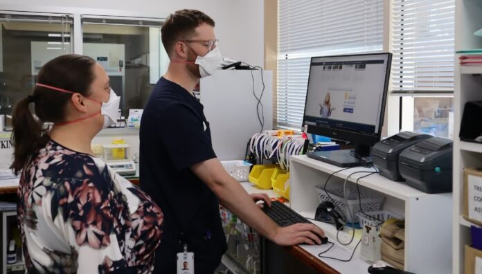 20221129 NHW Pharmacy Interns (2)-2