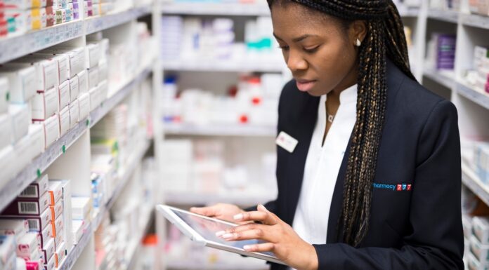 What you need to know before pursuing a pharmacy career registered pharmacist