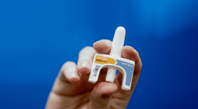 How to save a life with naloxone