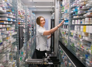 Clinical governance and the role of the pharmacist