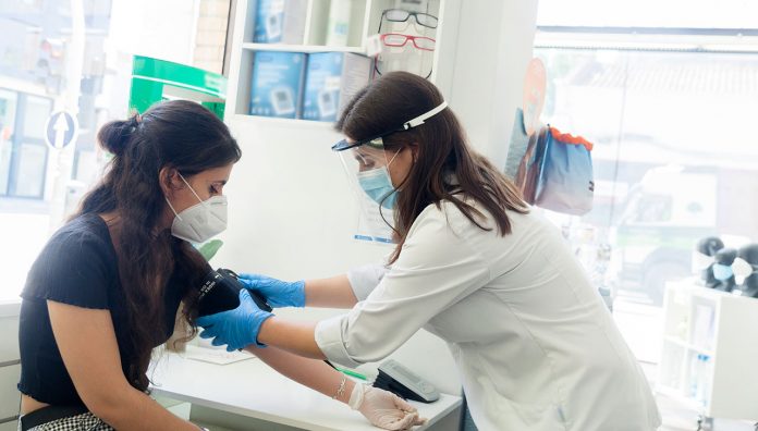 brisbane-face-masks-feature PSA recommends all pharmacists in metro Brisbane and Ipswich wear a surgical mask while at work, and eye protection when within 1.5 metres of patients
